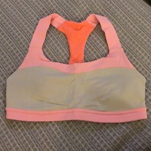 Lululemon adjustable sports bra (removable cups)